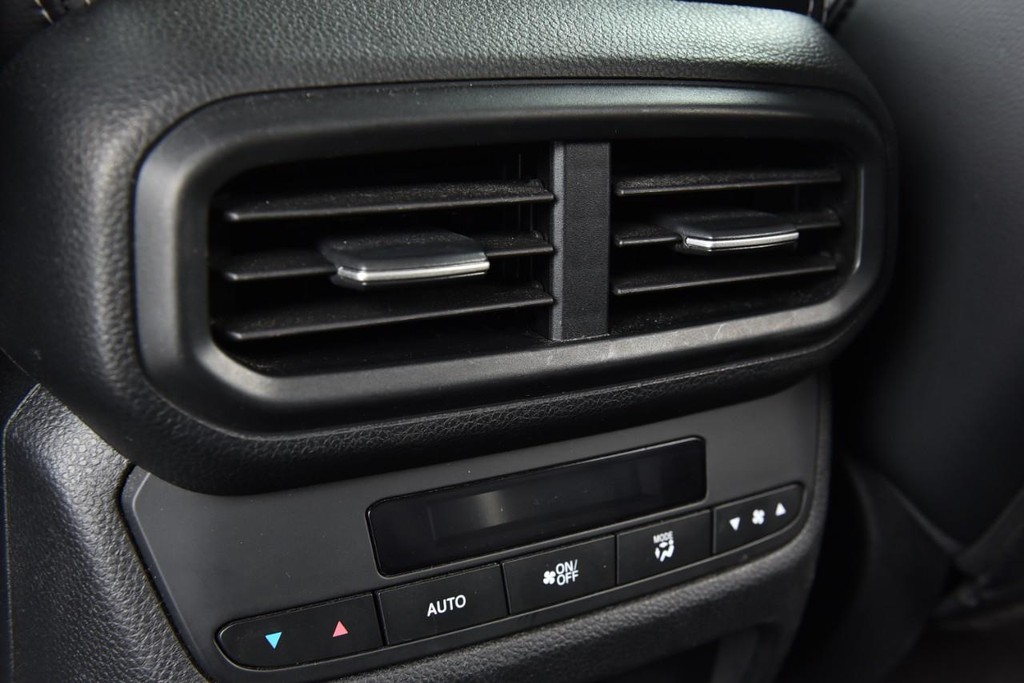 Honda Pilot Vehicle Image 25