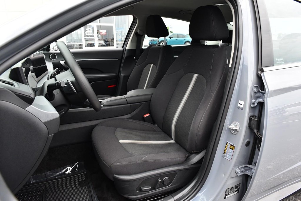 Hyundai Sonata Vehicle Image 19