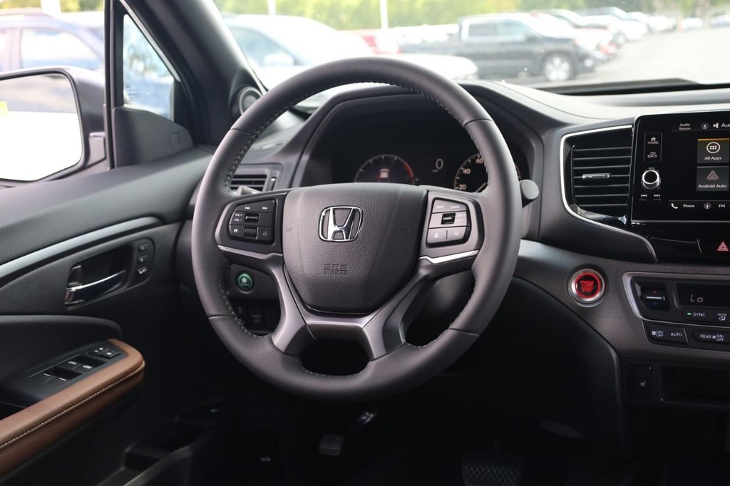 Honda Ridgeline Vehicle Image 22