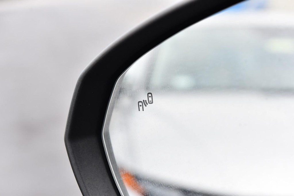 Volkswagen Taos Vehicle Image 10