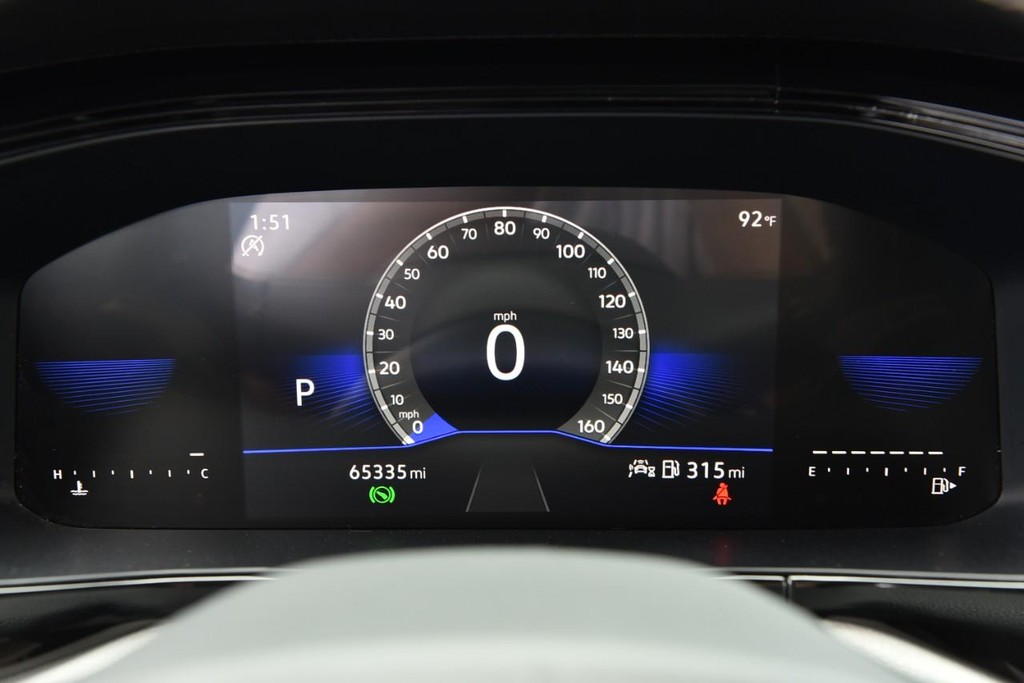 Volkswagen Taos Vehicle Image 12