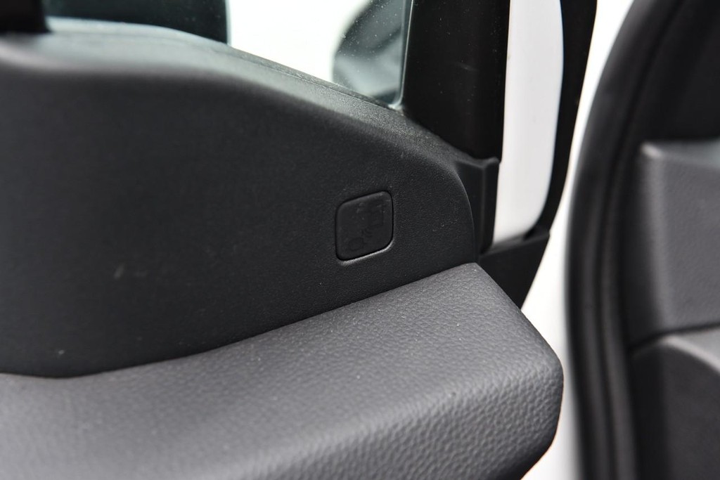 Honda Passport Vehicle Image 11