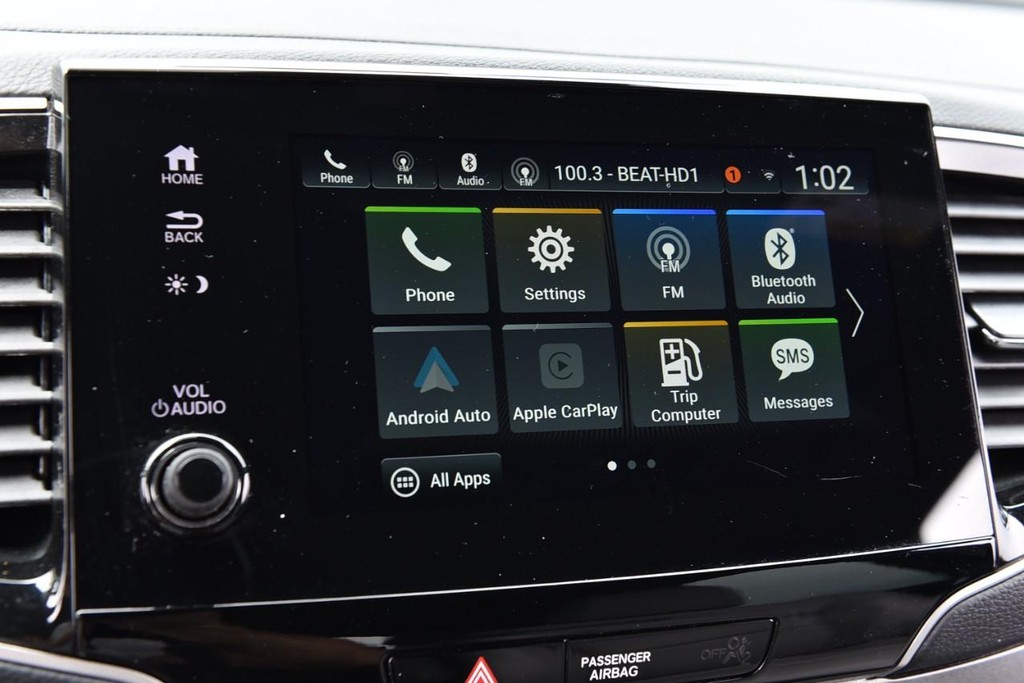 Honda Passport Vehicle Image 16
