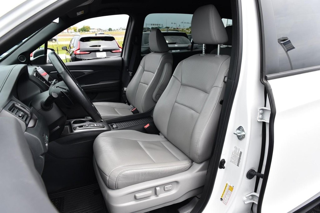 Honda Passport Vehicle Image 24