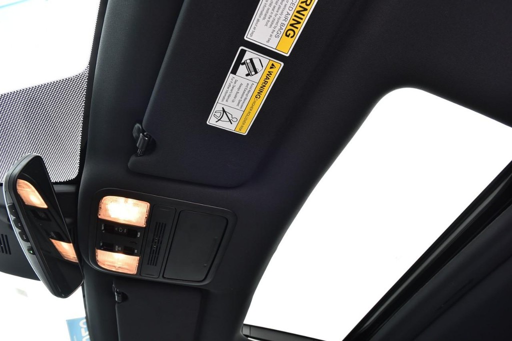 Honda Passport Vehicle Image 26