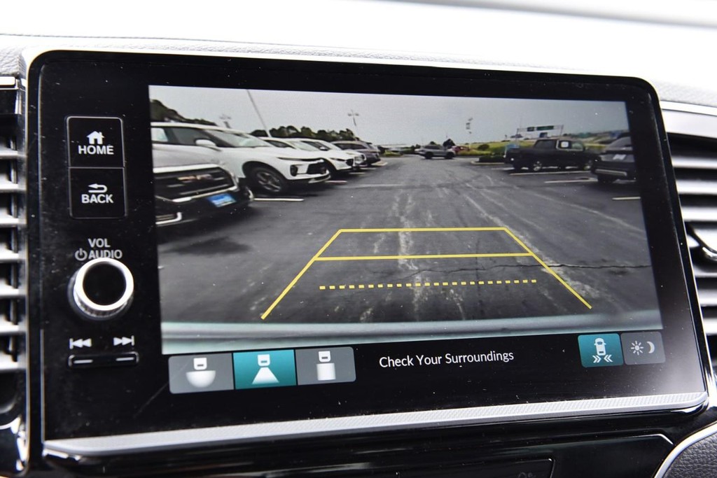 Honda Ridgeline Vehicle Image 15