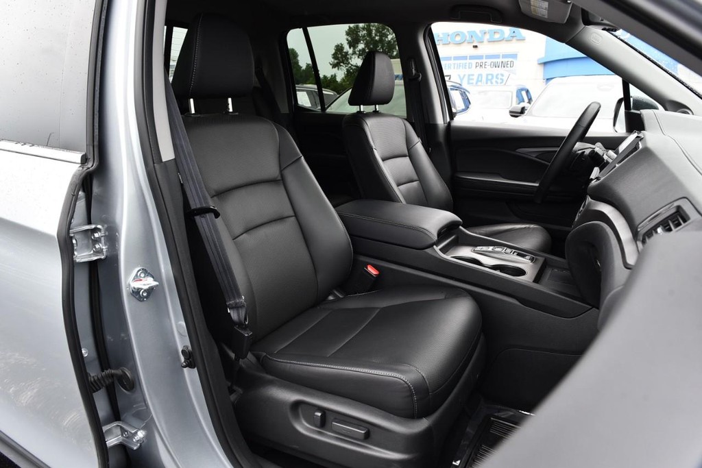 Honda Ridgeline Vehicle Image 26