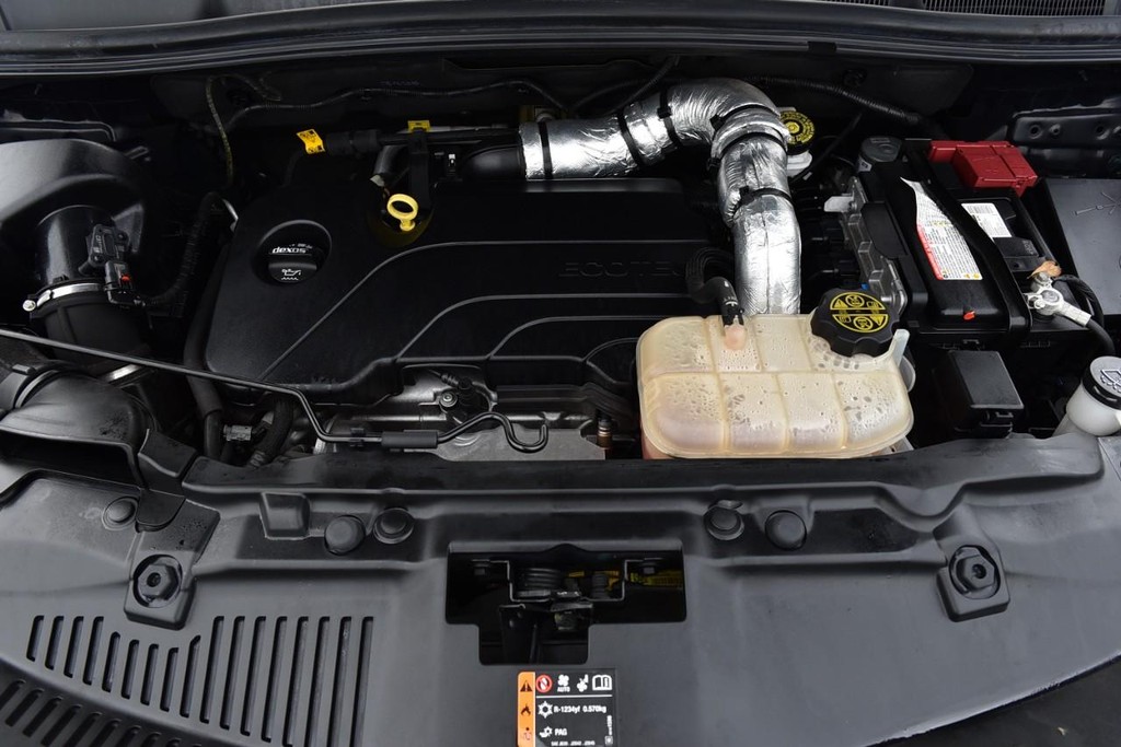 Buick Encore Vehicle Full-screen Gallery Image 21