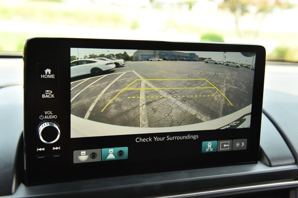 Honda Pilot Vehicle Image 14