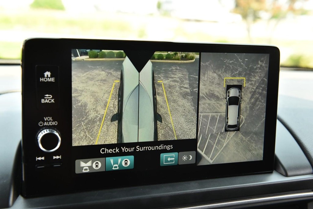 Honda Pilot Vehicle Image 16