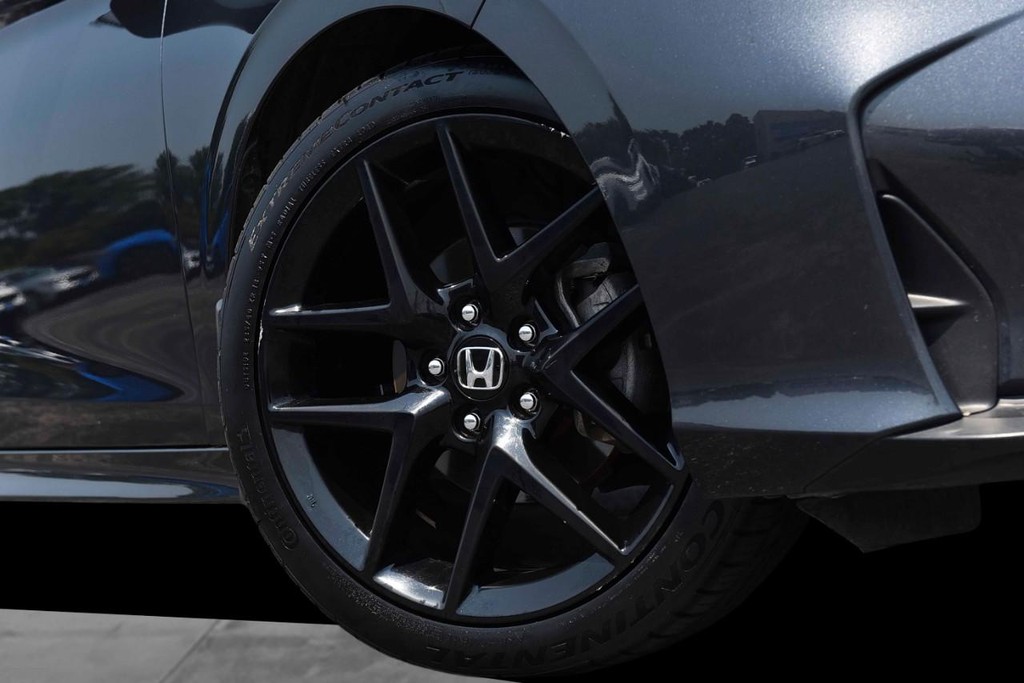 Honda Civic Sedan Vehicle Full-screen Gallery Image 3