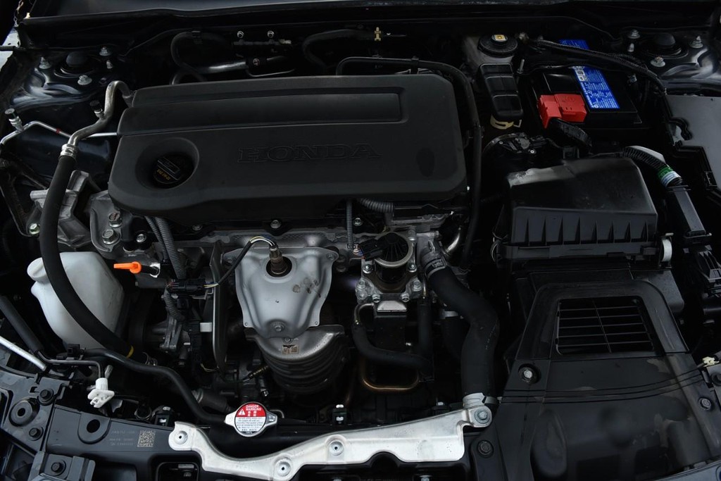 Honda Civic Sedan Vehicle Full-screen Gallery Image 25
