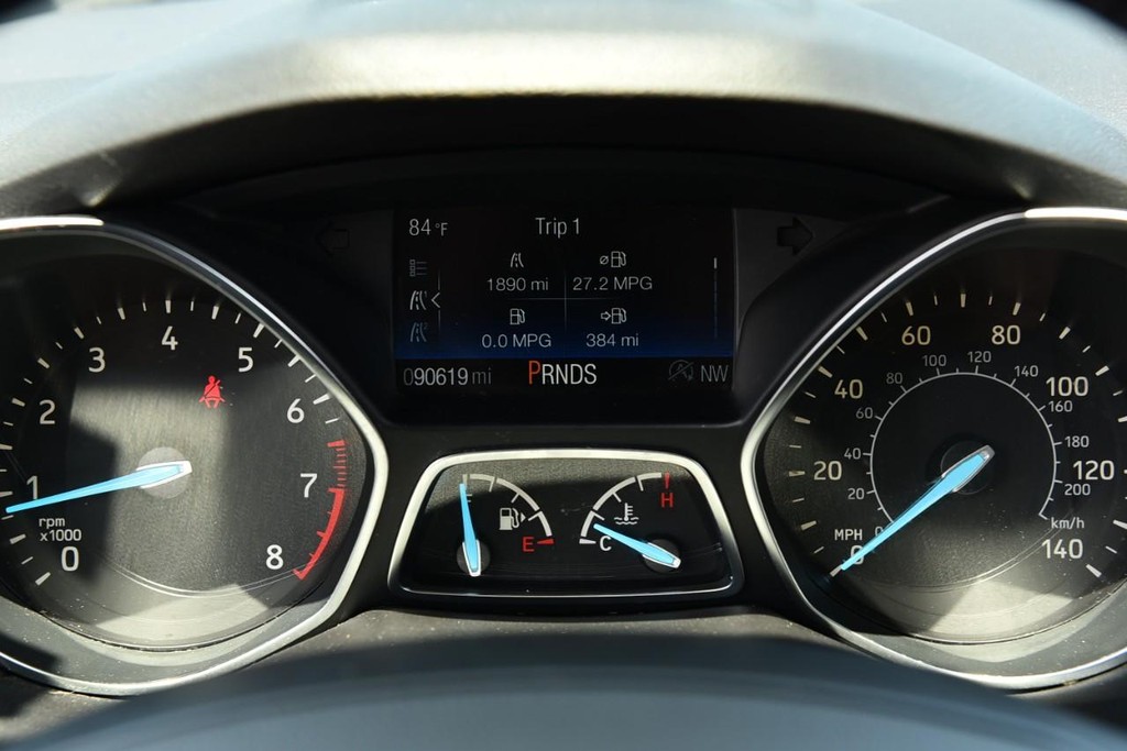 Ford Escape Vehicle Image 11