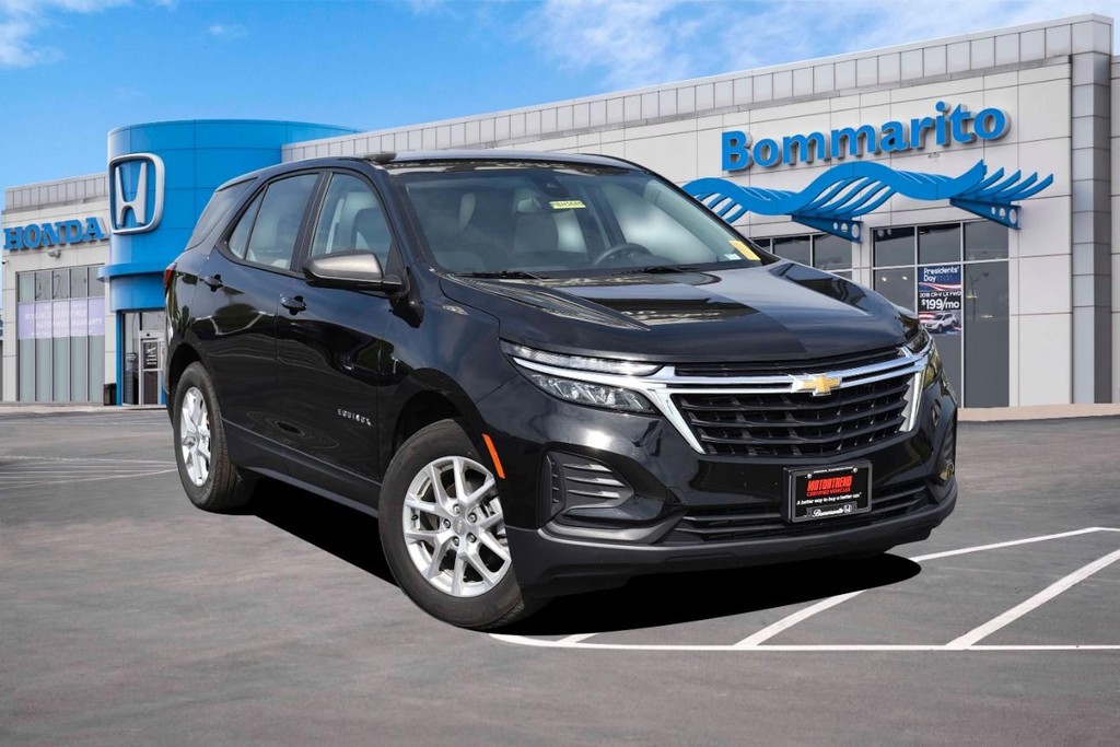 Chevrolet Equinox Vehicle Full-screen Gallery Image 01