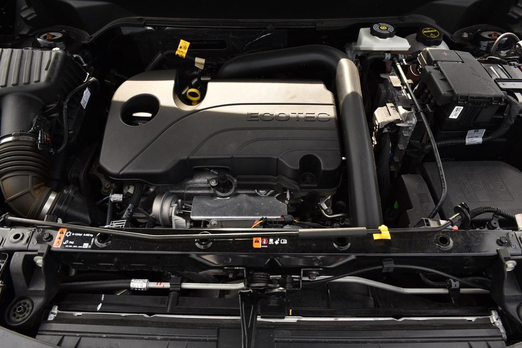 Chevrolet Equinox Vehicle Full-screen Gallery Image 23