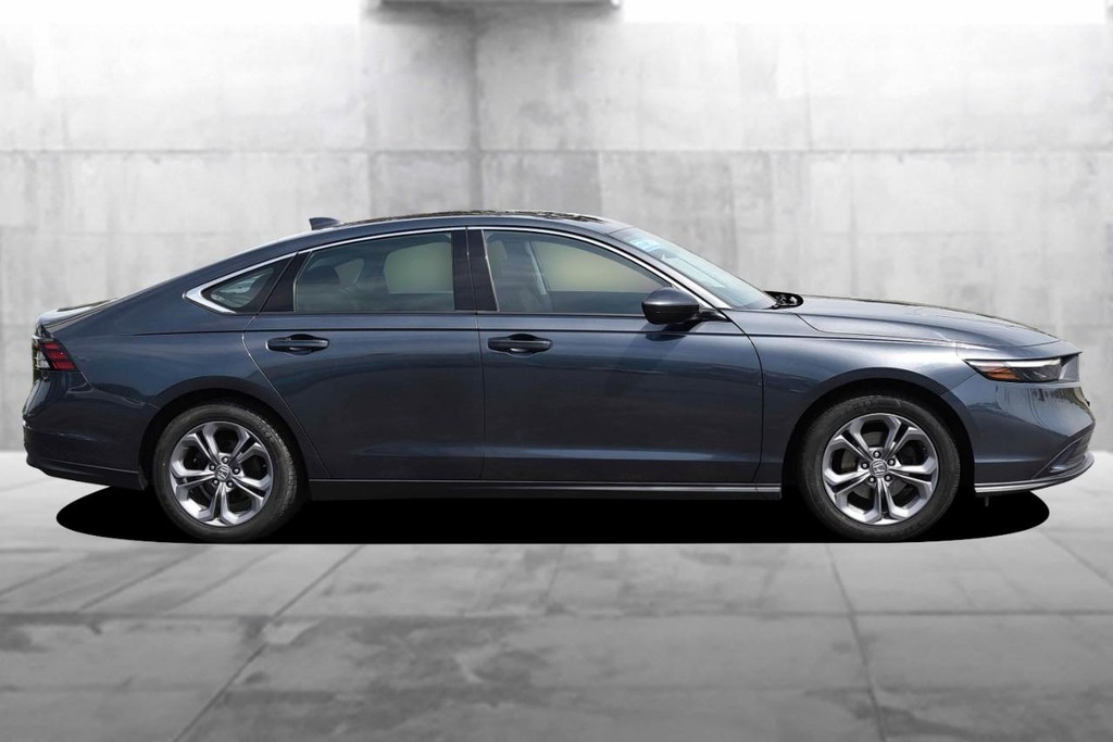 Honda Accord Sedan Vehicle Image 05