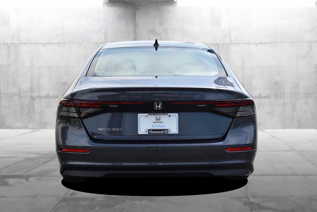 Honda Accord Sedan Vehicle Image 06