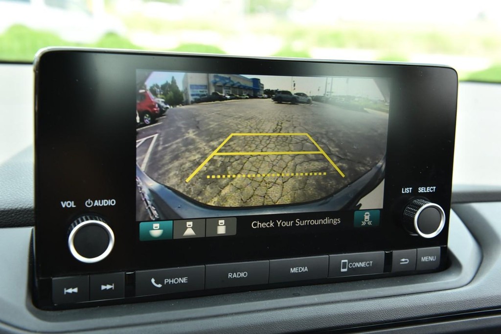 Honda Accord Sedan Vehicle Image 11