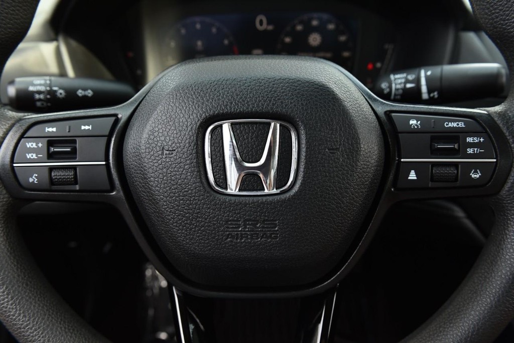 Honda Accord Sedan Vehicle Image 18