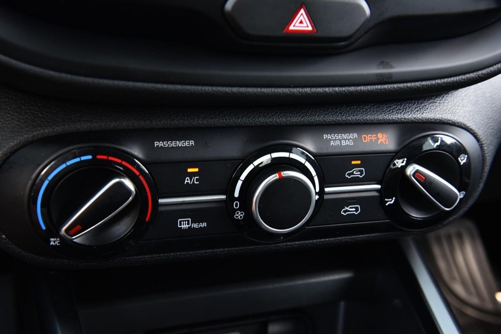 Kia Soul Vehicle Image 14