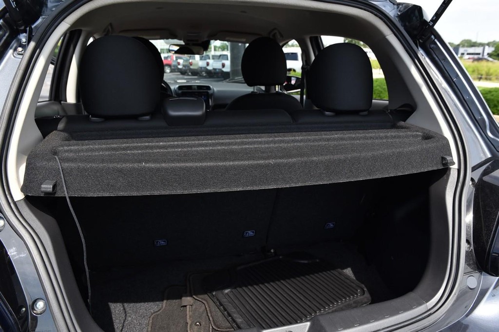 Mitsubishi Mirage Vehicle Image 18