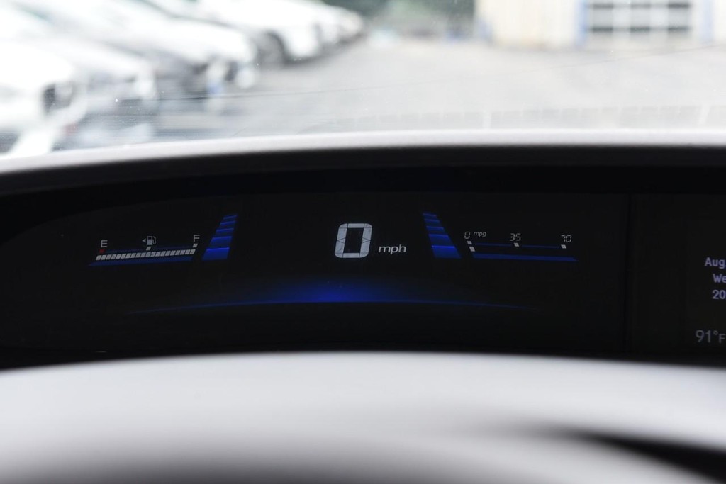 Honda Civic Sedan Vehicle Image 11
