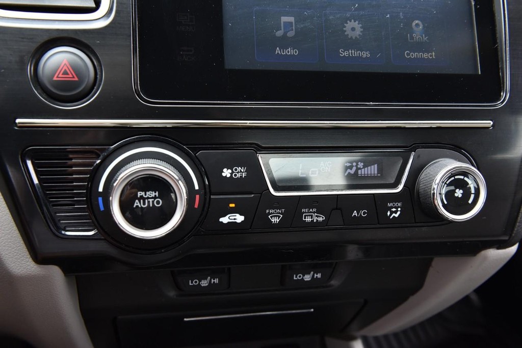 Honda Civic Sedan Vehicle Image 15
