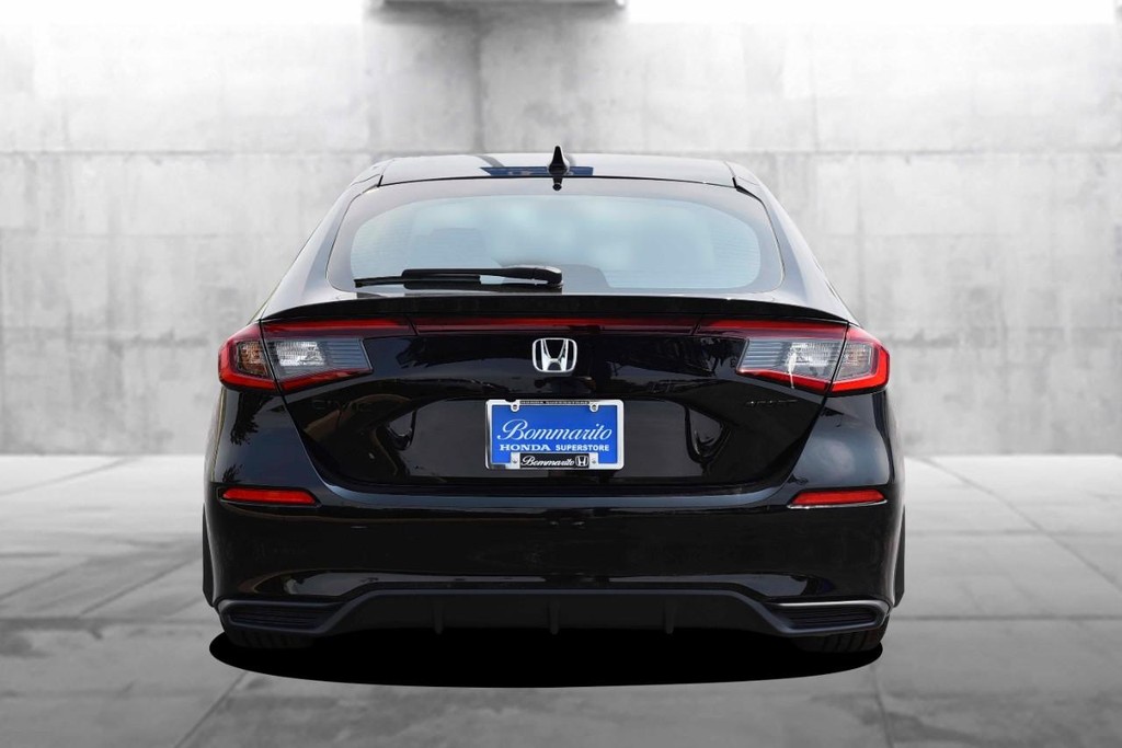 Honda Civic Hatchback Vehicle Image 06