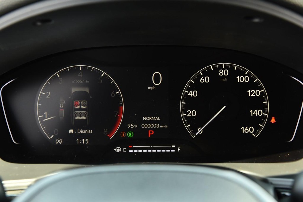 Honda Civic Hatchback Vehicle Image 11