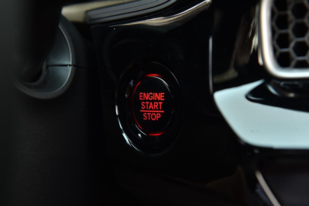 Honda Civic Hatchback Vehicle Image 18