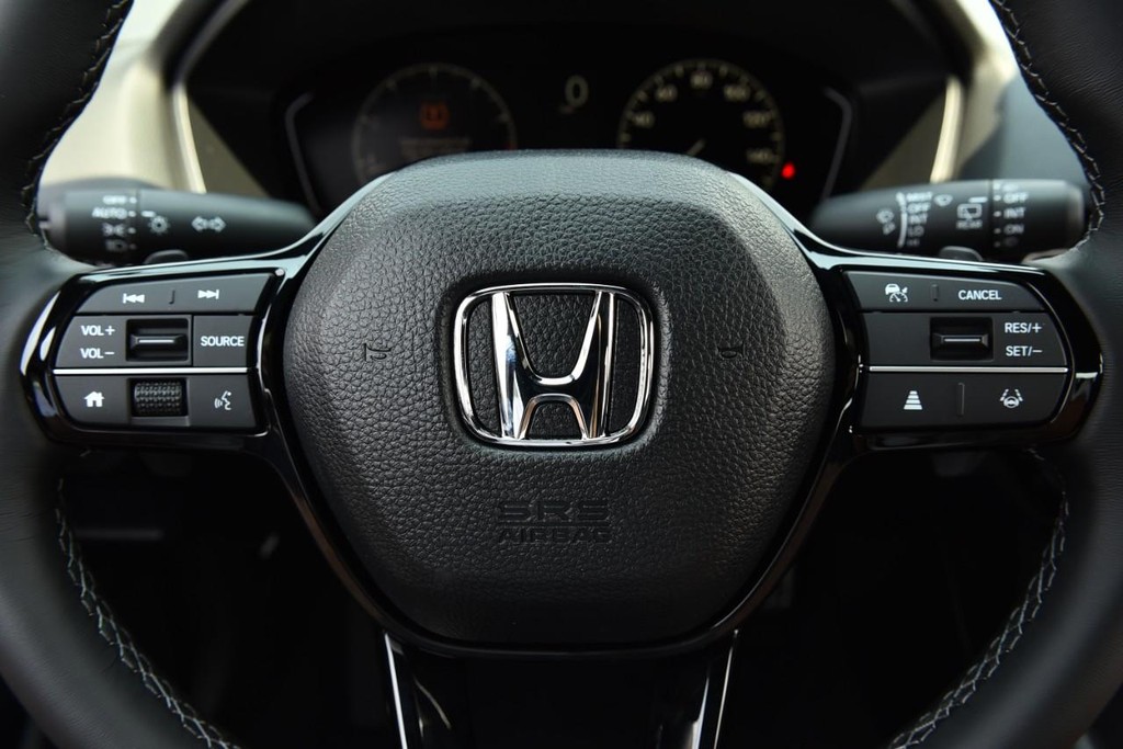 Honda Civic Hatchback Vehicle Image 19