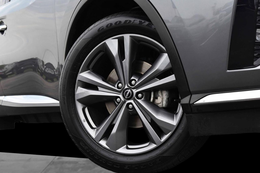 Nissan Murano Vehicle Image 03