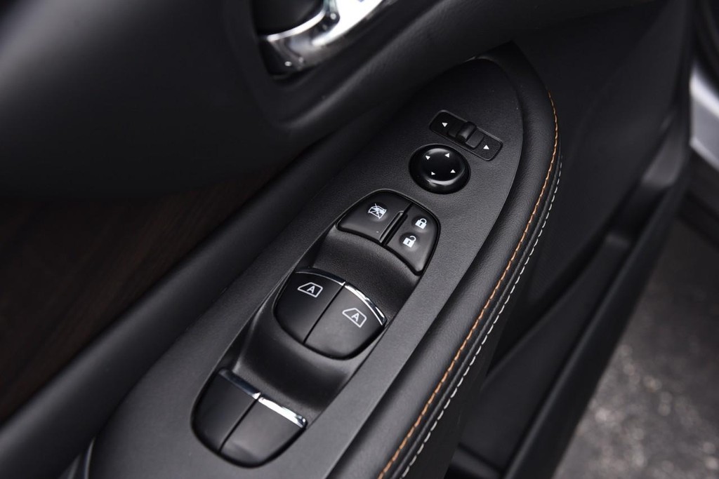 Nissan Murano Vehicle Image 08