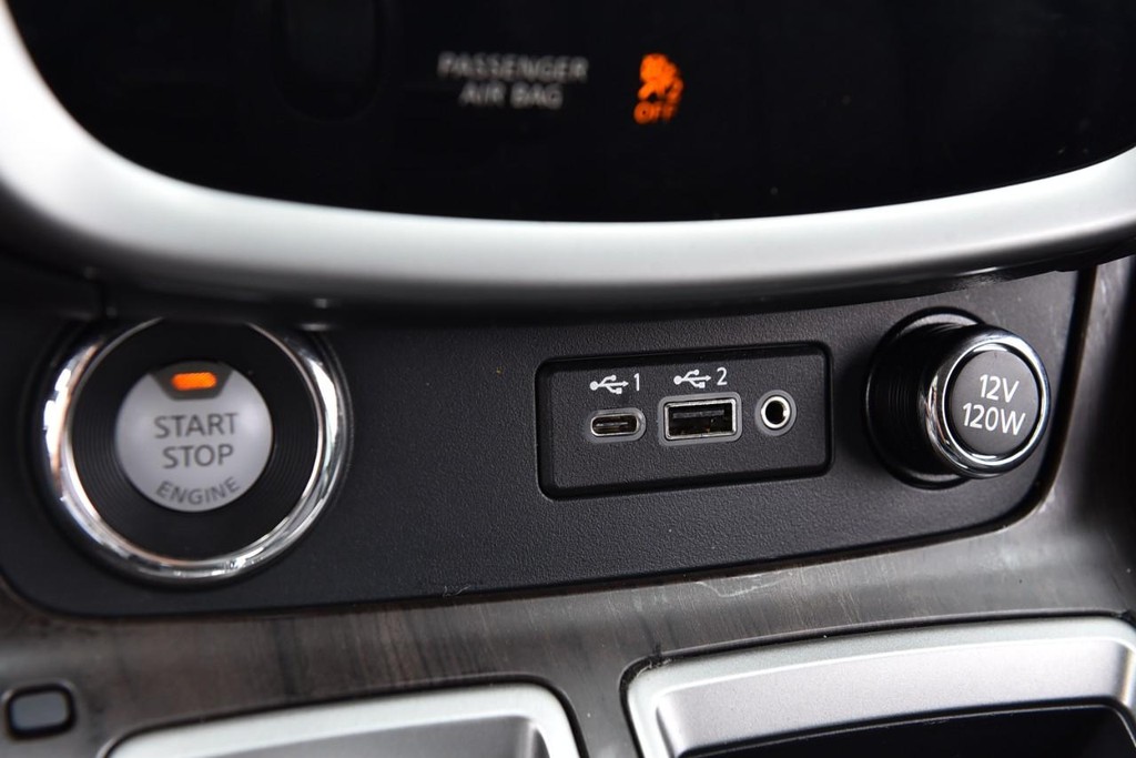 Nissan Murano Vehicle Image 20