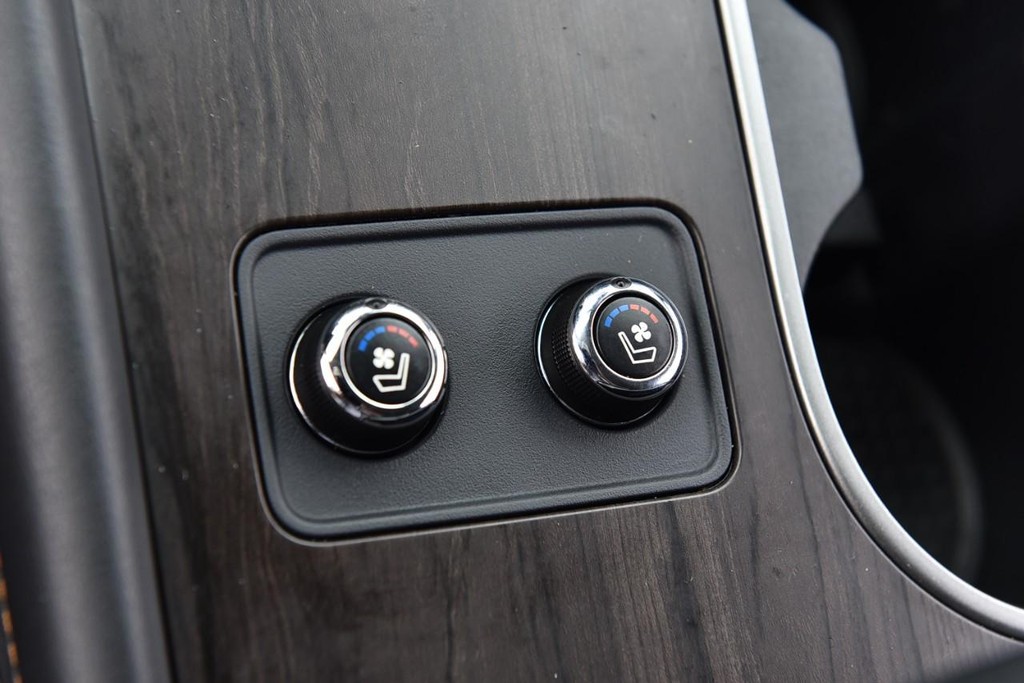 Nissan Murano Vehicle Image 21