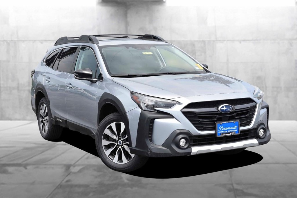 Subaru Outback Vehicle Image 02