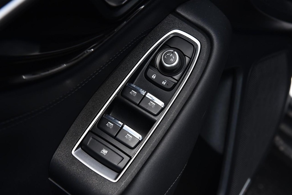 Subaru Outback Vehicle Image 08