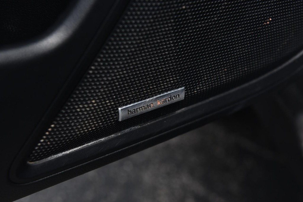 Subaru Outback Vehicle Image 09