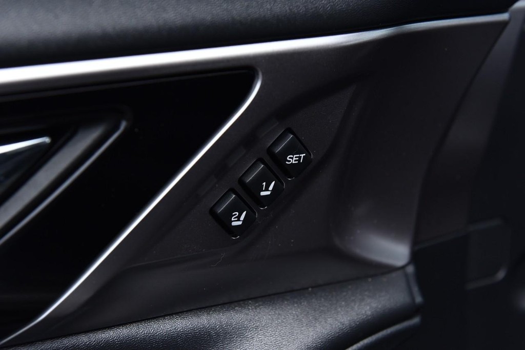 Subaru Outback Vehicle Image 10