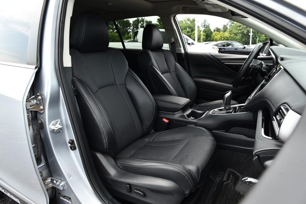 Subaru Outback Vehicle Image 21