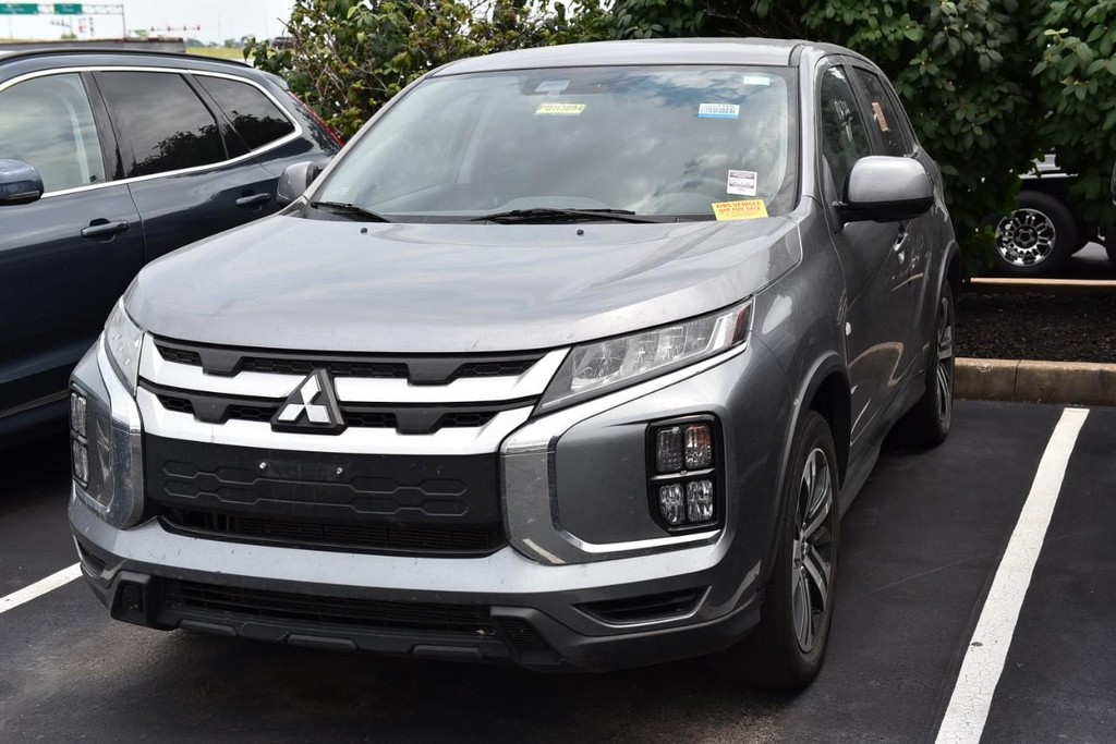 Mitsubishi Outlander Sport Vehicle Image 04