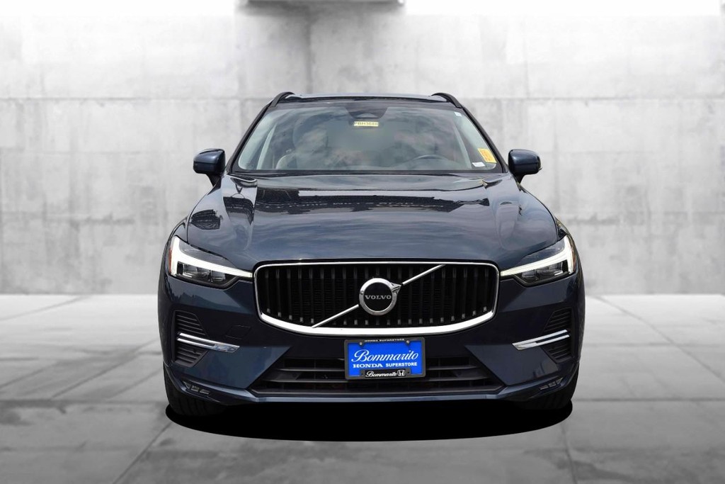 Volvo XC60 Vehicle Image 04