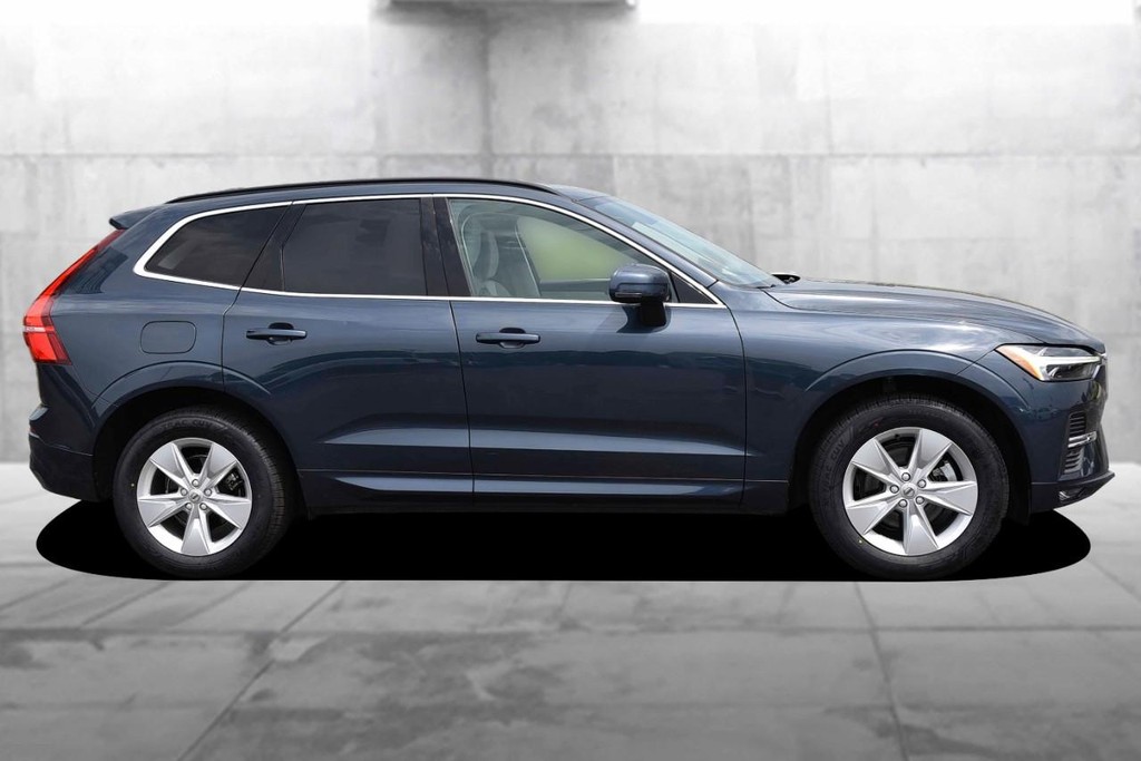 Volvo XC60 Vehicle Image 05