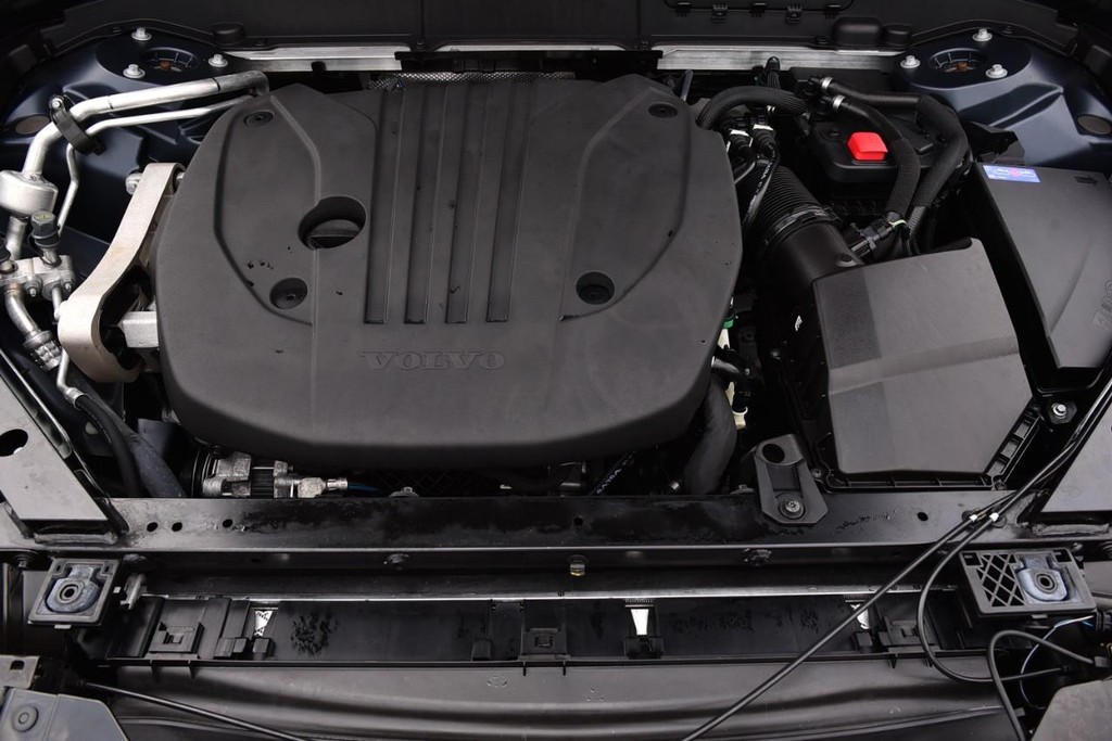 Volvo XC60 Vehicle Image 25