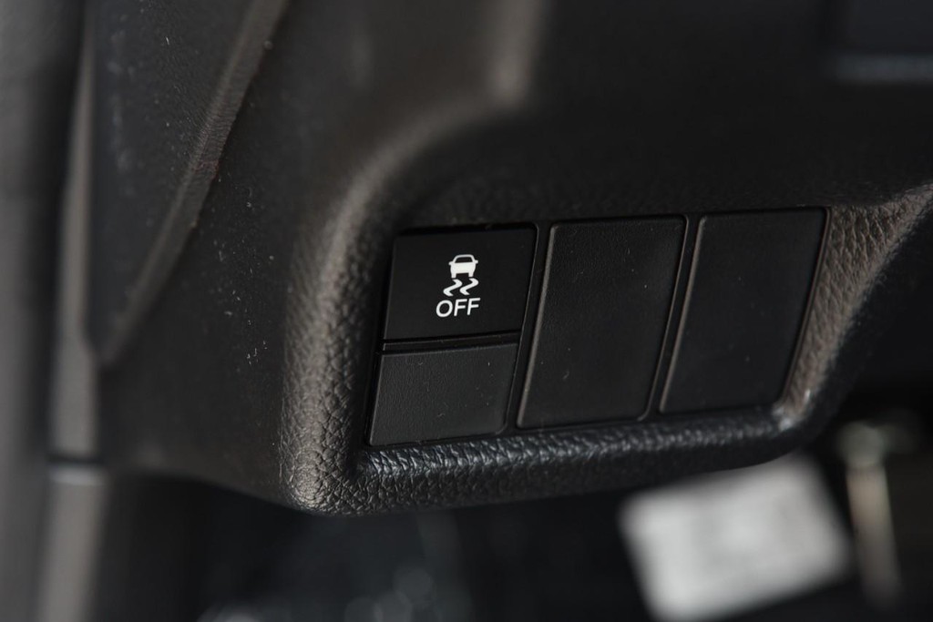 Honda Civic Hatchback Vehicle Image 10