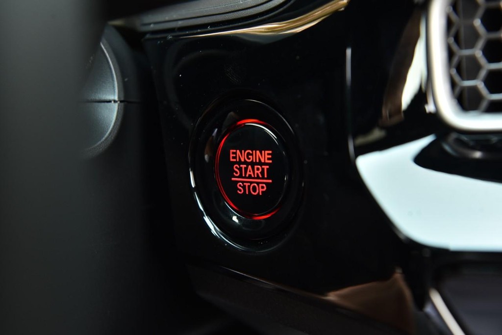 Honda Civic Hatchback Vehicle Image 18