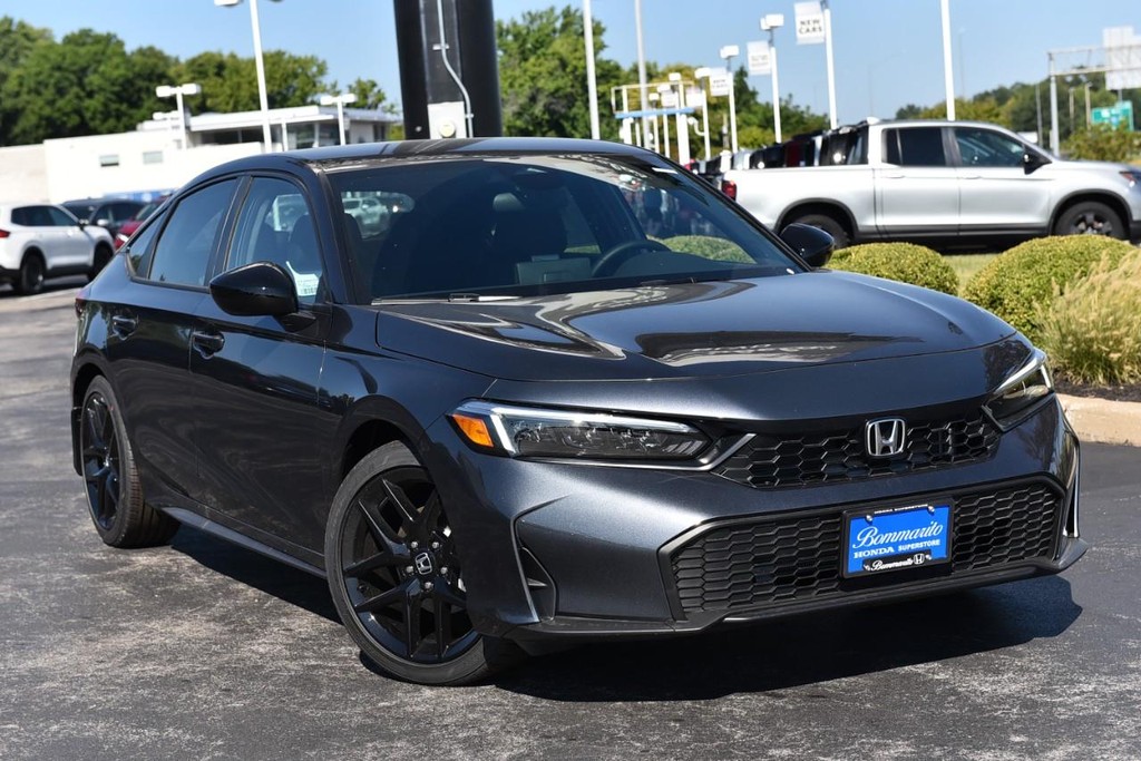 Honda Civic Hatchback Vehicle Image 02