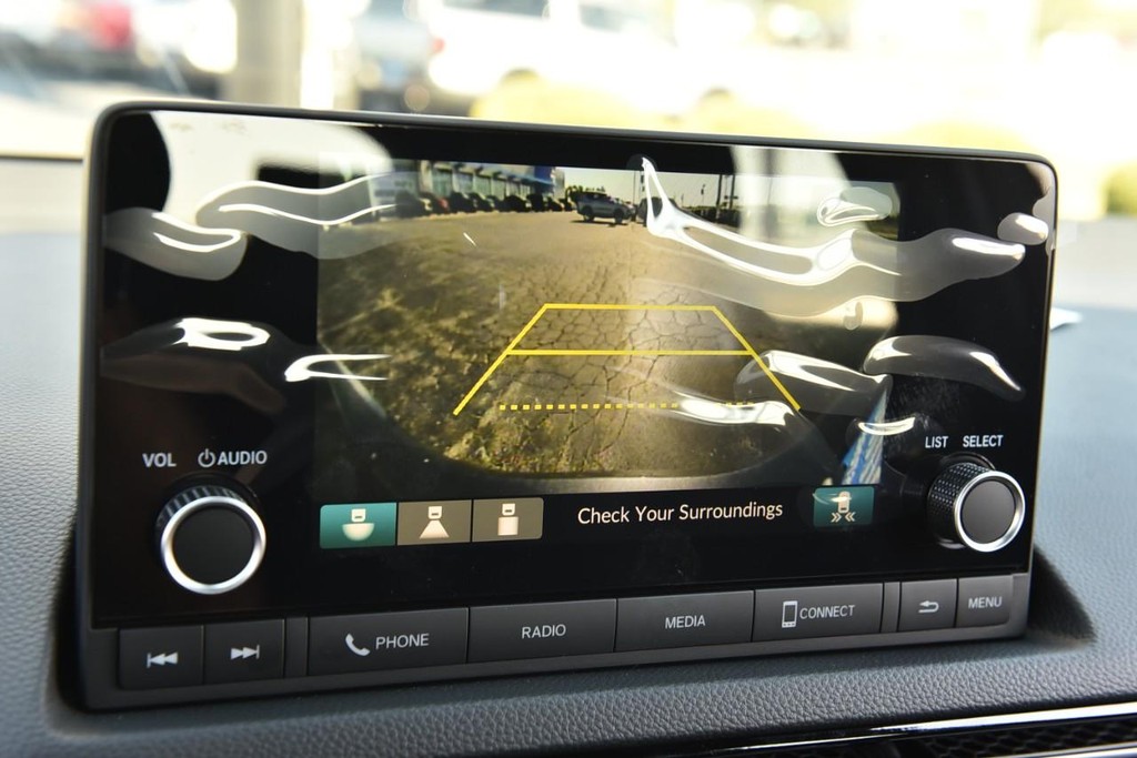 Honda Civic Hatchback Vehicle Image 12