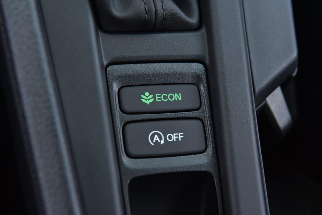 Honda Accord Sedan Vehicle Image 16