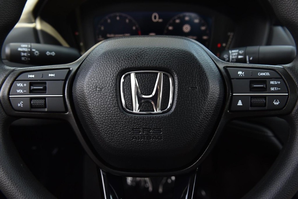 Honda Accord Sedan Vehicle Image 18